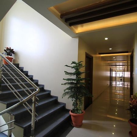 Hotel Sai Smaran Shirdi Exterior foto