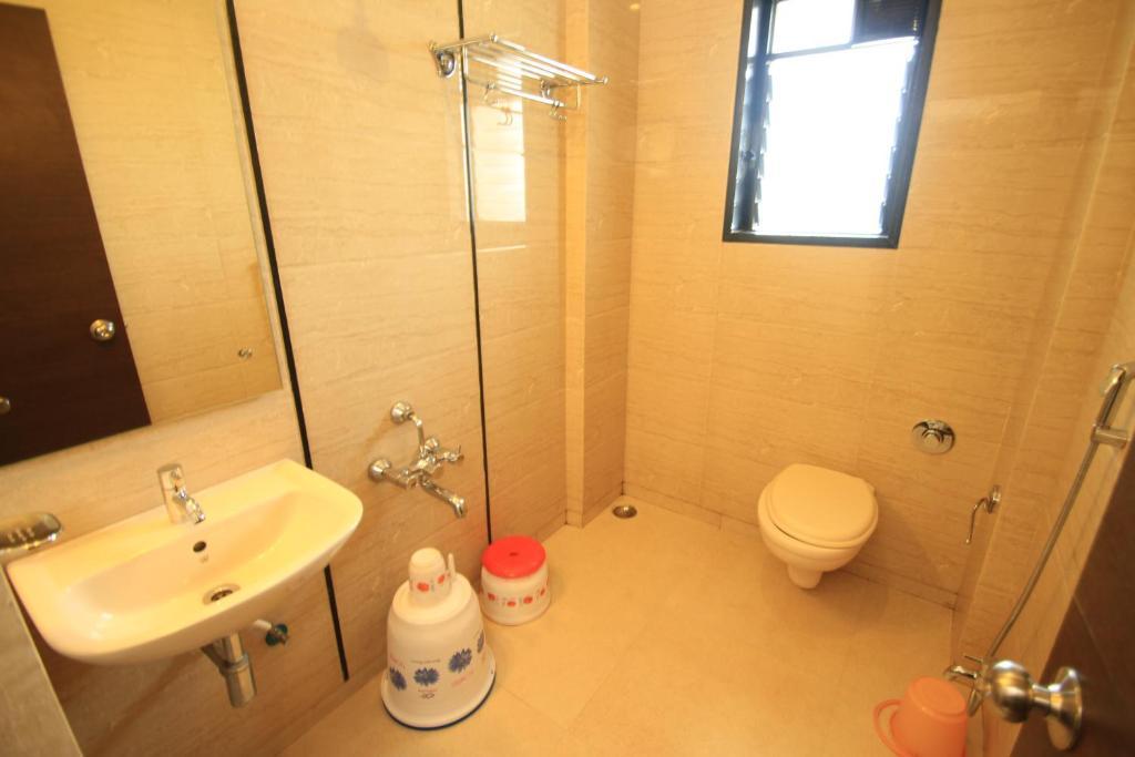 Hotel Sai Smaran Shirdi Habitación foto