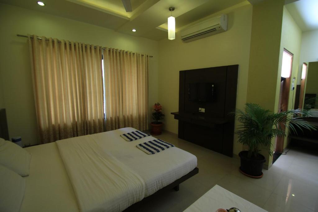 Hotel Sai Smaran Shirdi Habitación foto